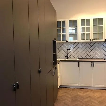 Sweet Apartment *