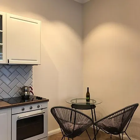 Sweet Apartment *